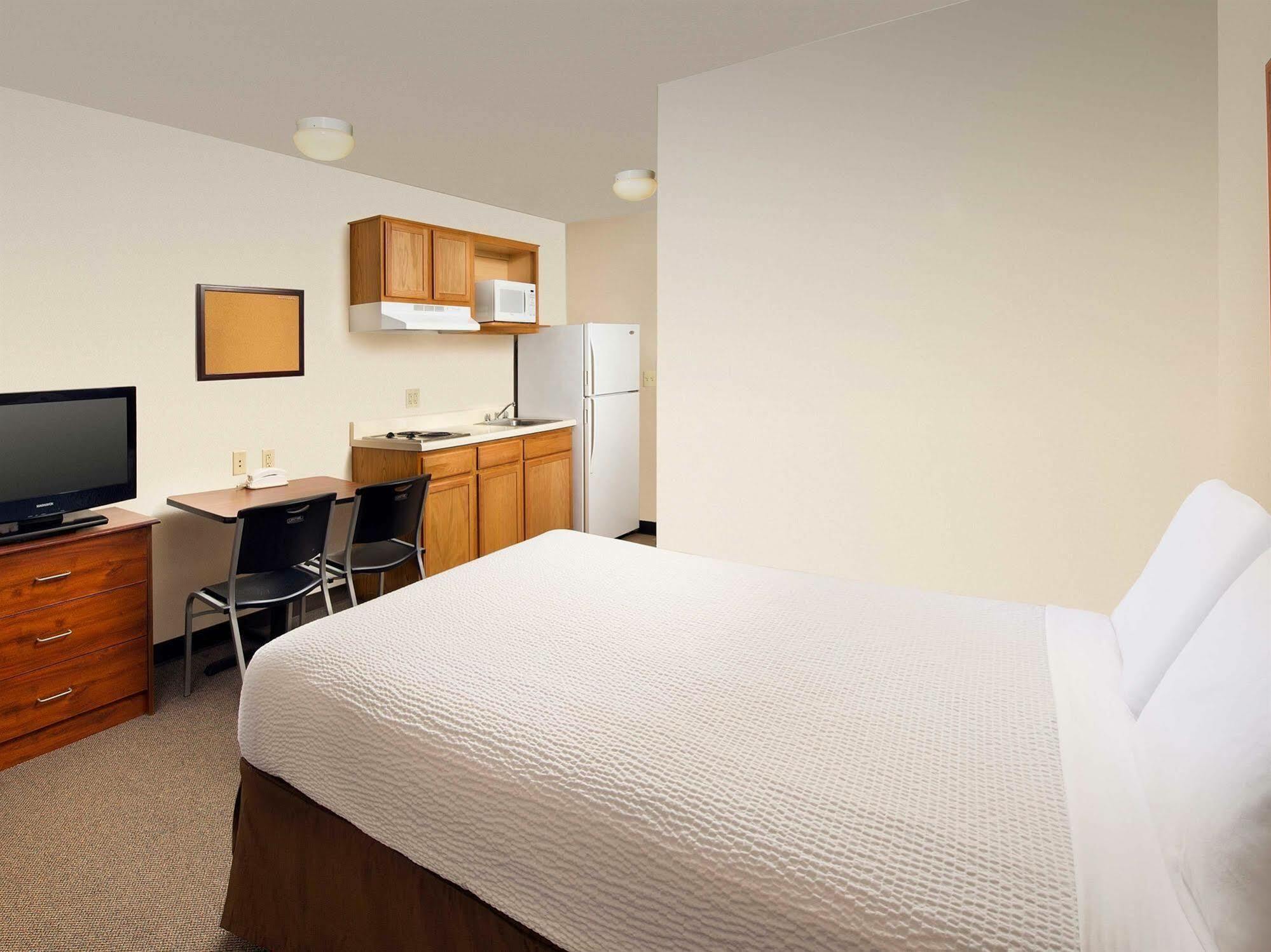 Extended Stay America Select Suites - Charleston - Ashley Phosphate Rd. North Charleston Exterior foto