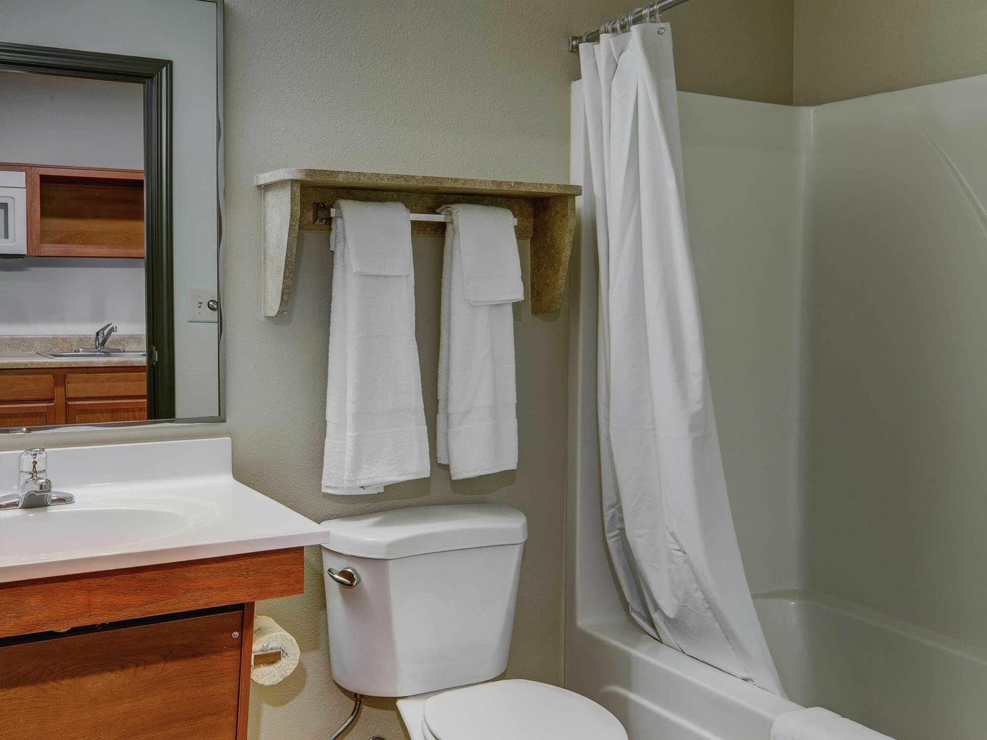 Extended Stay America Select Suites - Charleston - Ashley Phosphate Rd. North Charleston Exterior foto