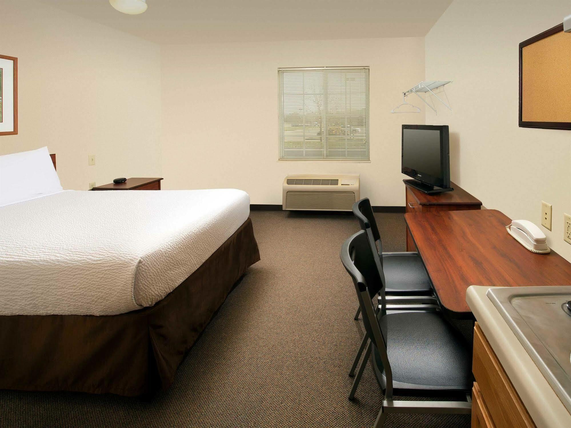 Extended Stay America Select Suites - Charleston - Ashley Phosphate Rd. North Charleston Exterior foto